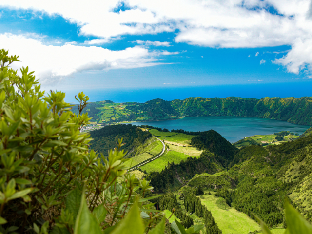 6. azores